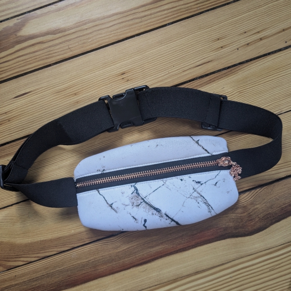Madewell Oak and Reed fanny pack